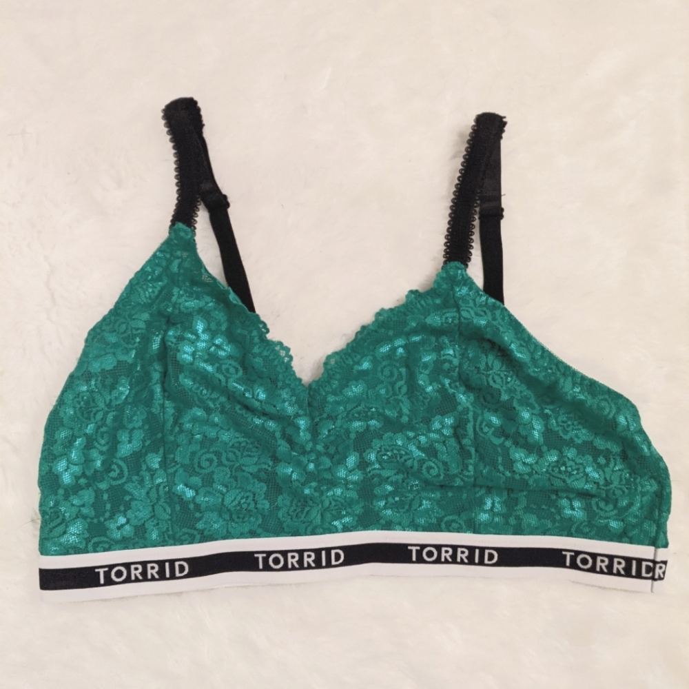 Torrid bralette size 2